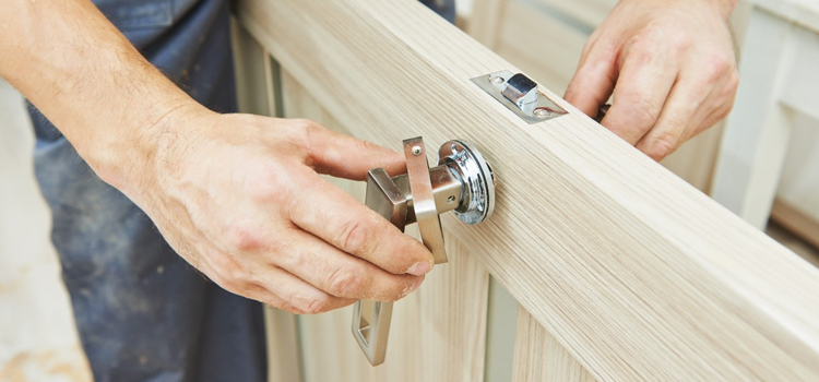 interior door repair Norco
